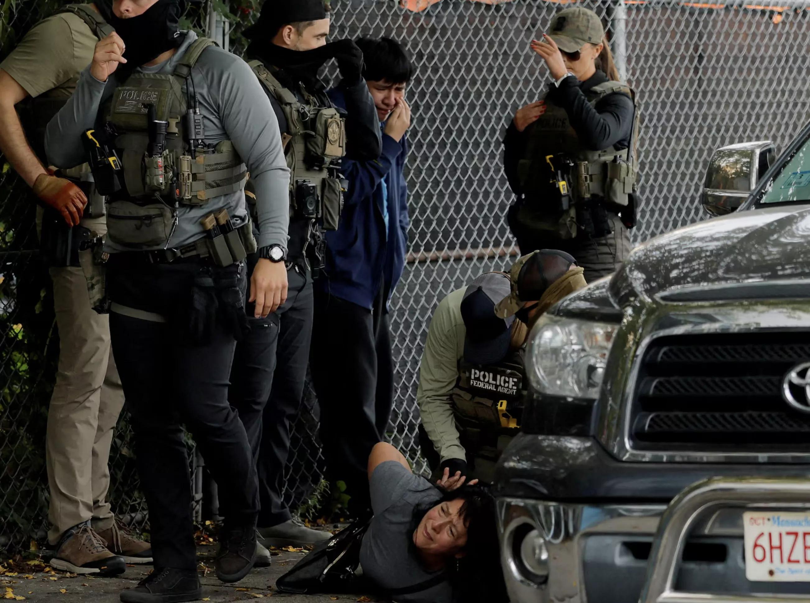 Trump intensifica violência contra imigrantes Trump intensifica violência contra imigrantes