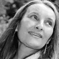 Helena Brasileiro avatar