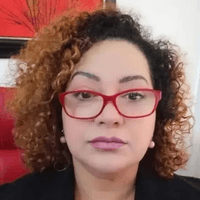 Tânia Mandarino avatar