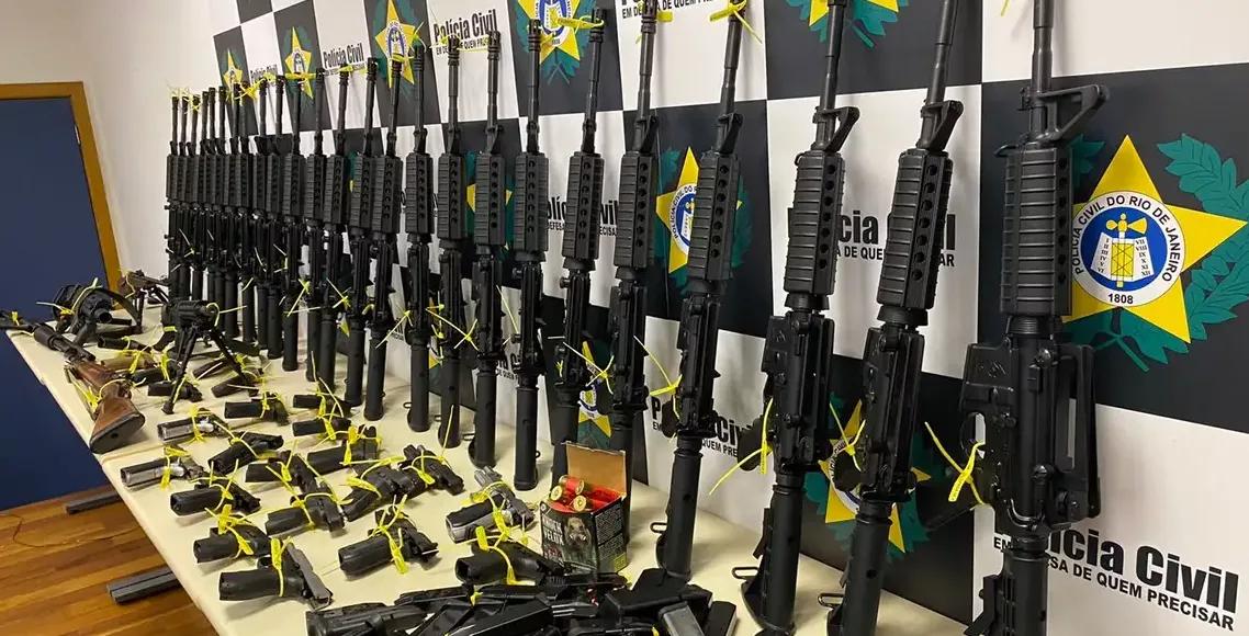 Fuzis apreendidos Fuzis apreendidos