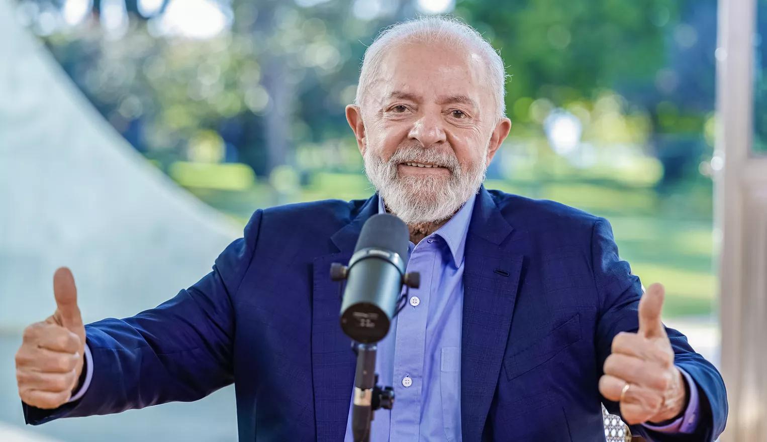 Presidente Luiz Inácio Lula da Silva durante entrevista ao Jornal da CBN, com Mílton Jung e Cássia Godoy, no Palácio da Alvorada, em Brasilia - DF Presidente Luiz Inácio Lula da Silva durante entrevista ao Jornal da CBN, com Mílton Jung e Cássia Godoy, no Palácio da Alvorada, em Brasilia - DF