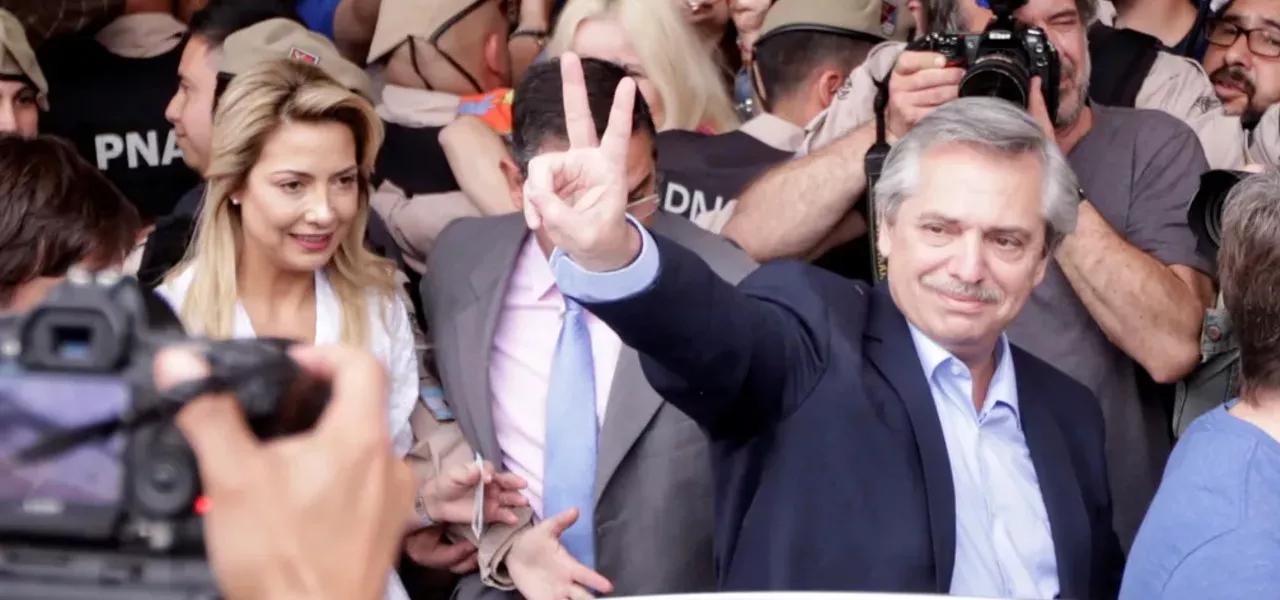 Fabíola Yañez e Alberto Fernández