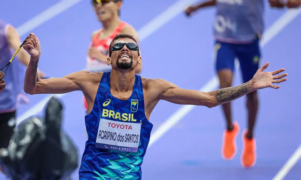 Júlio César Agripino Júlio César Agripino