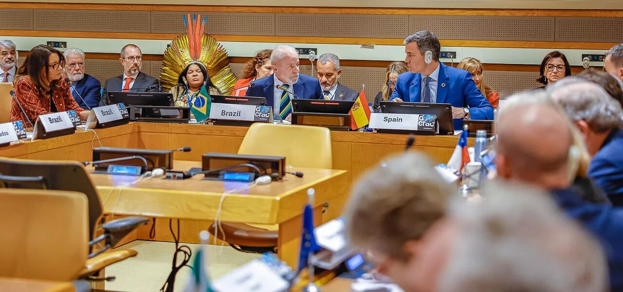 Lula e Pedro Sánchez Lula e Pedro Sánchez