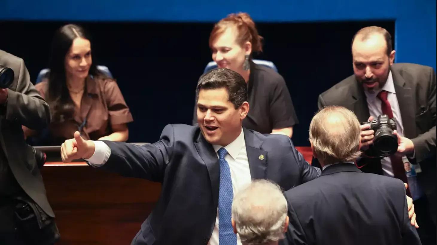 Davi Alcolumbre é eleito presidente do Senado Davi Alcolumbre é eleito presidente do Senado