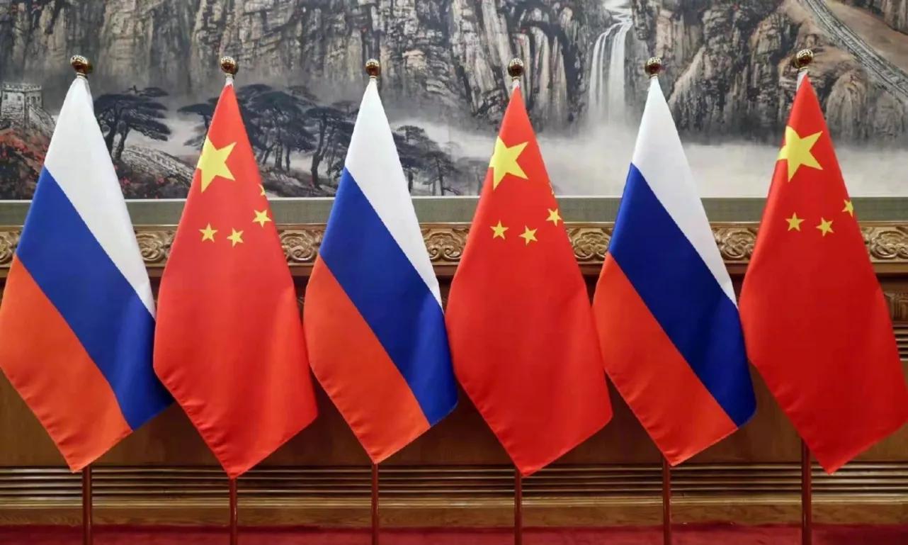 Rússia e China elevam cada vez mais o nível de suas relações Rússia e China elevam cada vez mais o nível de suas relações