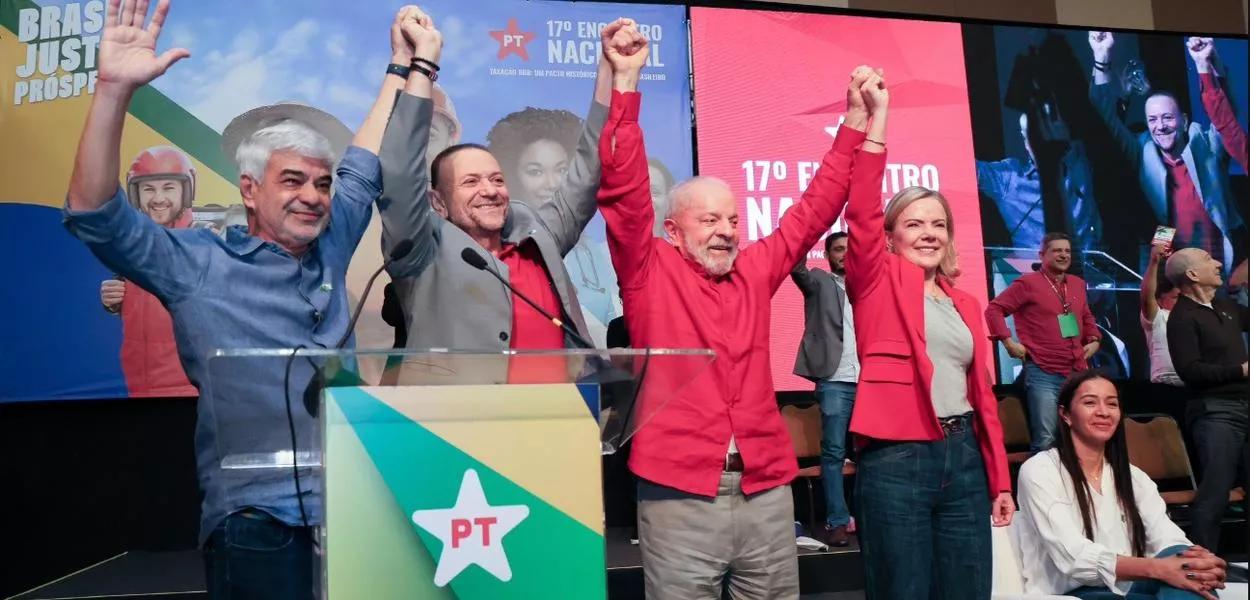 Lula durante encontro com lideranças do PT