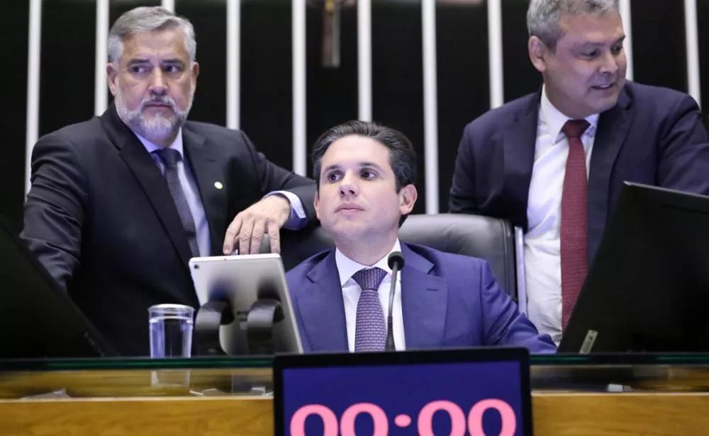 Paulo Pimenta, Hugo Motta e Lindbergh Farias - 01/10/2025 Paulo Pimenta, Hugo Motta e Lindbergh Farias - 01/10/2025