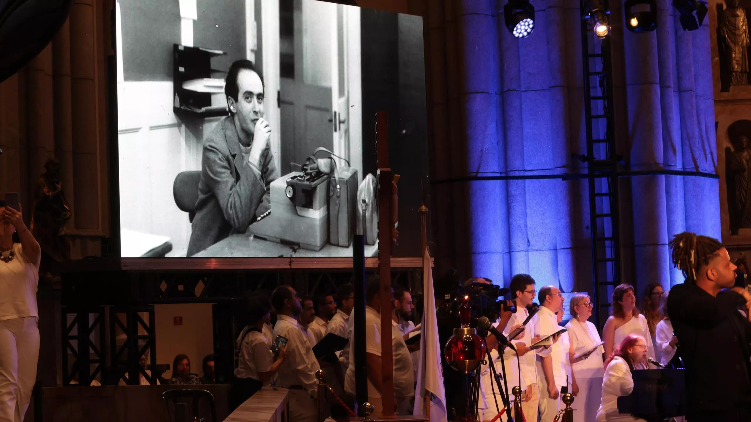 São Paulo (SP) - 25/10/2025 - Ato Interreligioso na Igreja da Sé, lembrando o jornalista Vladimir Herzog, morto pelo regime militar no dia 25 de outubro de 1975