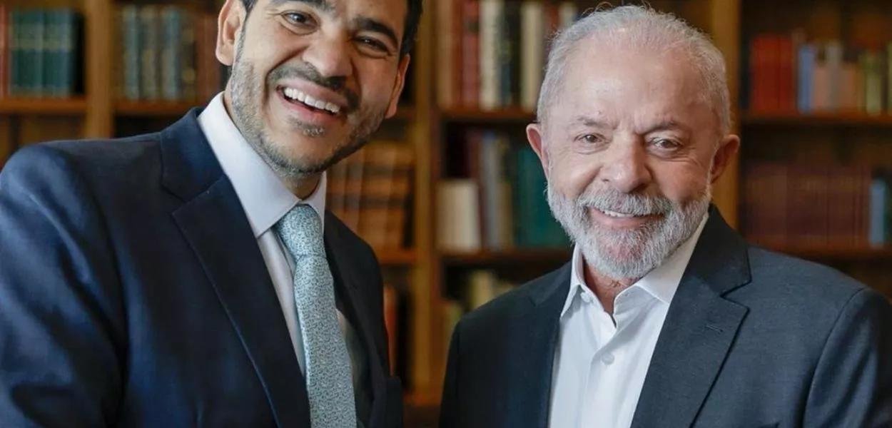 Lula ao lado de Jorge Messias, indicado para o STF Lula ao lado de Jorge Messias, indicado para o STF