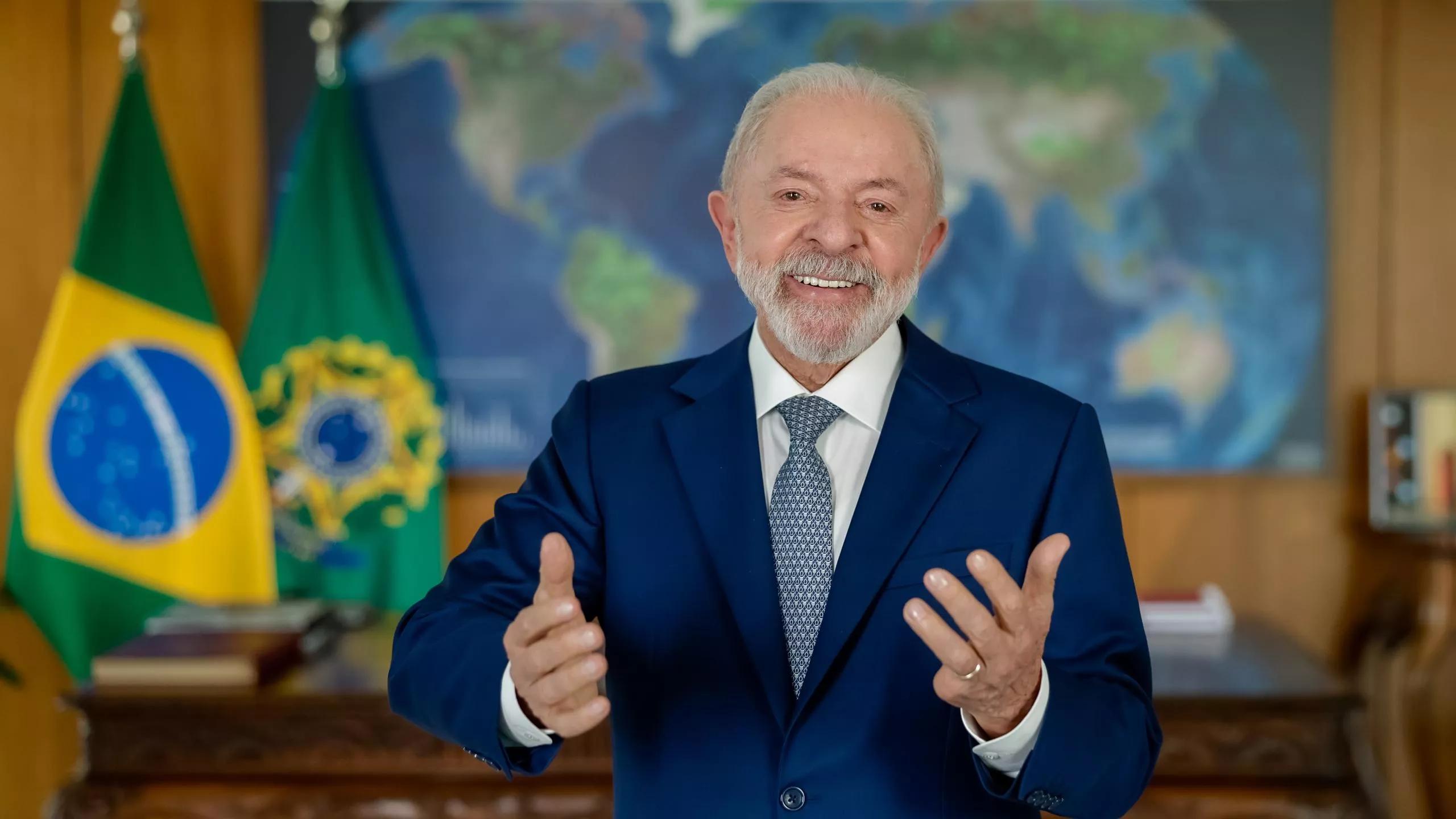 Presidente Luiz Inácio Lula da Silva durante pronunciamento à Nação sobre a isenção do Imposto de Renda Pessoa Física (IRPF) para quem ganha até R$ 5 mil, no Palácio do Planalto - Brasília (DF) - 30/11/2025 Presidente Luiz Inácio Lula da Silva durante pronunciamento à Nação sobre a isenção do Imposto de Renda Pessoa Física (IRPF) para quem ganha até R$ 5 mil, no Palácio do Planalto - Brasília (DF) - 30/11/2025