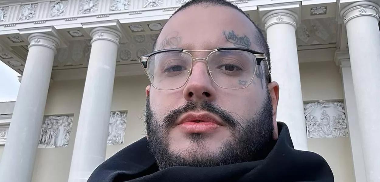 Victor Stavale Victor Stavale