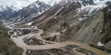 Cientistas alertam que rios do Himalaia estão se tornando cada vez mais instáveis