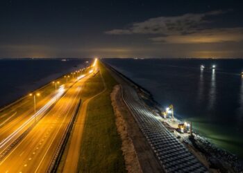 Países Baixos mudam de estratégia e propõem megaconstrução de 80 km entre o Alasca e a Rússia diante de colapso no Atlântico