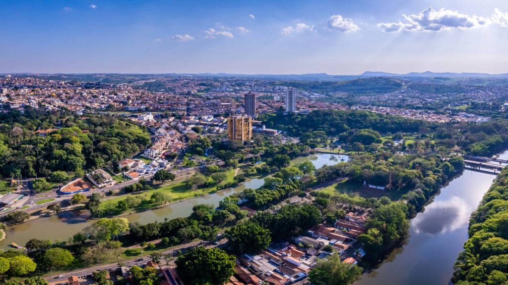 Entre as 10 melhores cidades médias do Brasil para viver, abriga uma escola da USP de 125 anos com 9 mil hectares e foi a mais segura de SP por 2 anos seguidos