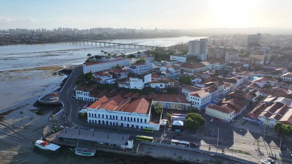 A única capital brasileira fundada por franceses em 1612 reúne o maior acervo de azulejos portugueses da América Latina e 2 títulos internacionais