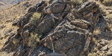 Cientistas impressionados: mecanismo oculto da Terra pode revelar como os continentes nasceram