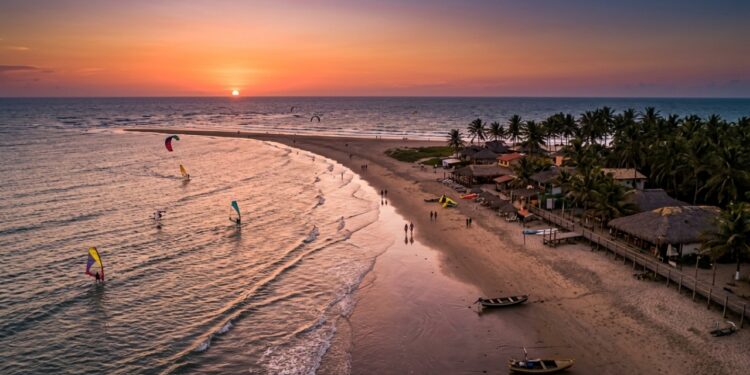 Dono de ventos perfeitos no menor litoral de todo o país: o polo ecológico fica a 400 km de Teresina e atrai atletas do mundo inteiro