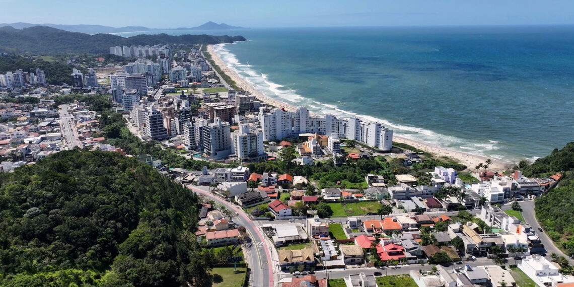 A Capital Nacional da Pesca abriga o 2º maior porto do país e é a única parada da maior regata do mundo na América Latina