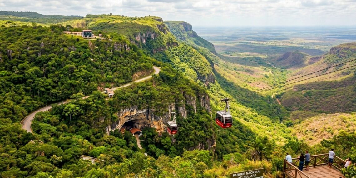 O menor parque nacional do Brasil tem teleférico, gruta de 1.120 metros e clima de serra no interior do Ceará
