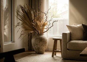 Adeus às plantas de plástico na decoração: a nova tendência é mais elegante e proporciona frescor com folhagens secas naturais