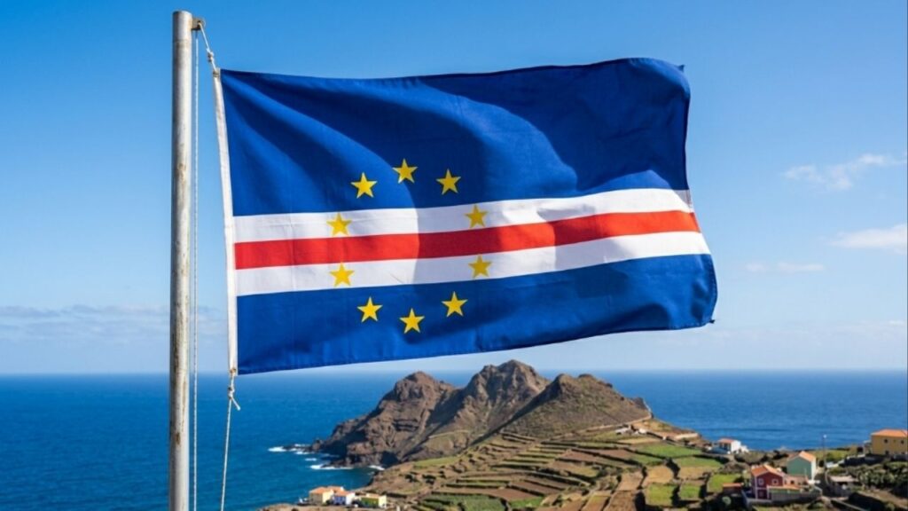 Por que a bandeira de Cabo Verde possui um círculo de dez estrelas amarelas, e o que elas simbolizam para o arquipélago?