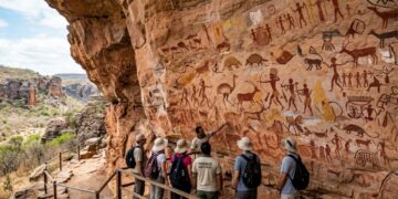 A cidade esculpida na rocha no interior do Brasil que parece de outro planeta