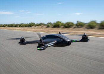 O pequeno ajuste mecânico nas hélices que faz este modelo comum de drone atingir quase 700 km/h e se aproximar da velocidade de jatos