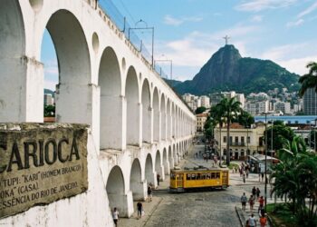 O que significa a palavra "carioca"? O apelido dos moradores do Rio que veio do idioma dos indígenas que os portugueses encontraram aqui