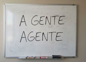 A gente" ou "agente": qual a forma correta no português brasileiro?