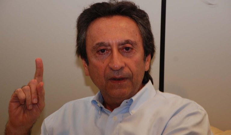 Decisão liminar do desembargador Lourival Serejo determina que o secretário Ricardo Murad forneça, sem restrições, fotocópias de todas as informações sobre os convênios relativos à reforma do Hospital Pam Diamante; o Mandado de Segurança foi impetrado pelo deputado estadual Rubens Júnior (PCdoB) o magistrado, deferiu a liminar, reconhecendo o direito do deputado estadual e Rubens Junior em ter acesso às informações tanto na condição de cidadão quanto de deputado, em decorrência do poder legislativo de fiscalização
 
