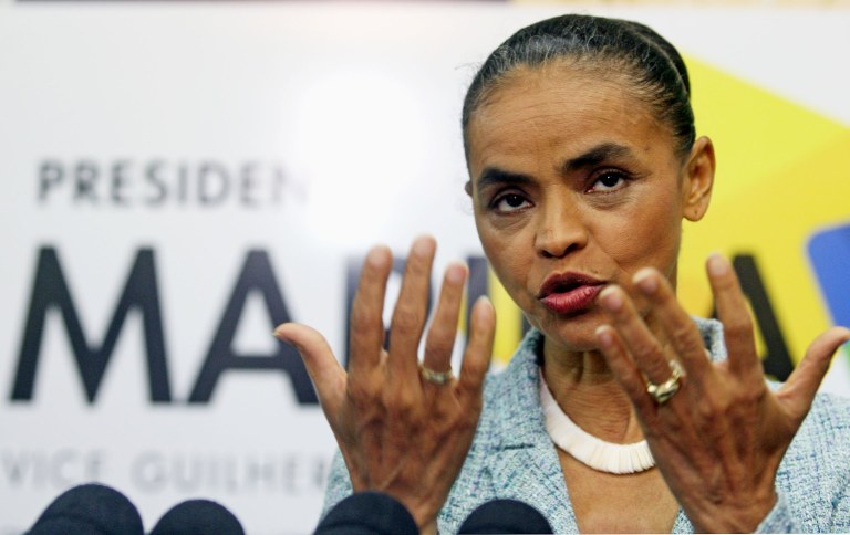 SP - ELEI��ES 2010/MARINA/COLETIVA - POL�TICA - A candidata derrotada � Presid�ncia da Rep�blica, Marina Silva, do Partido Verde (PV), durante entrevista coletiva no comit� de campanha do partido, na zona oeste de S�o Paulo, na tarde desta segunda-fei