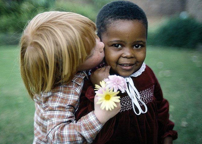 O déficit do Brasil na luta pela igualdade racial e que impede a implementação das políticas de promoção da igualdade racial é gigantesco e tem nome: a falta ou o contingenciamento de recursos orçamentários