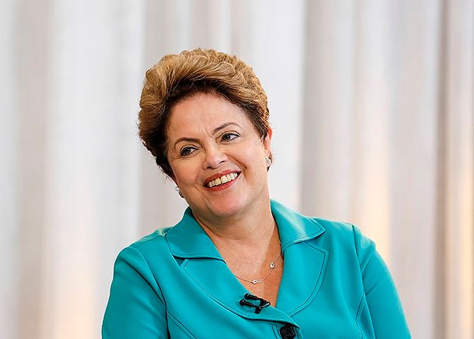 Ela já enfrentou a crise de confiança na economia e passou no teste das contas de campanha no TSE. Falta ajeitar a política, após a denúncia dos envolvidos na Lava Jato, e sanear a Petrobras