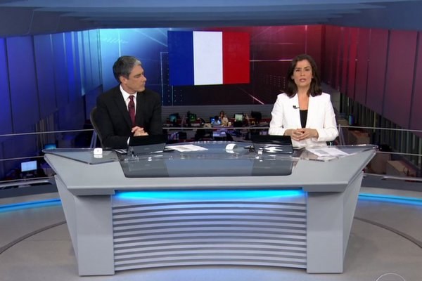 No contexto geral da cobertura, a minimização do papel crucial que a Rússia está desempenhando na luta contra os terroristas é escandalosa. A que se deve essa interpretação dos eventos mundiais de forma enviesada?