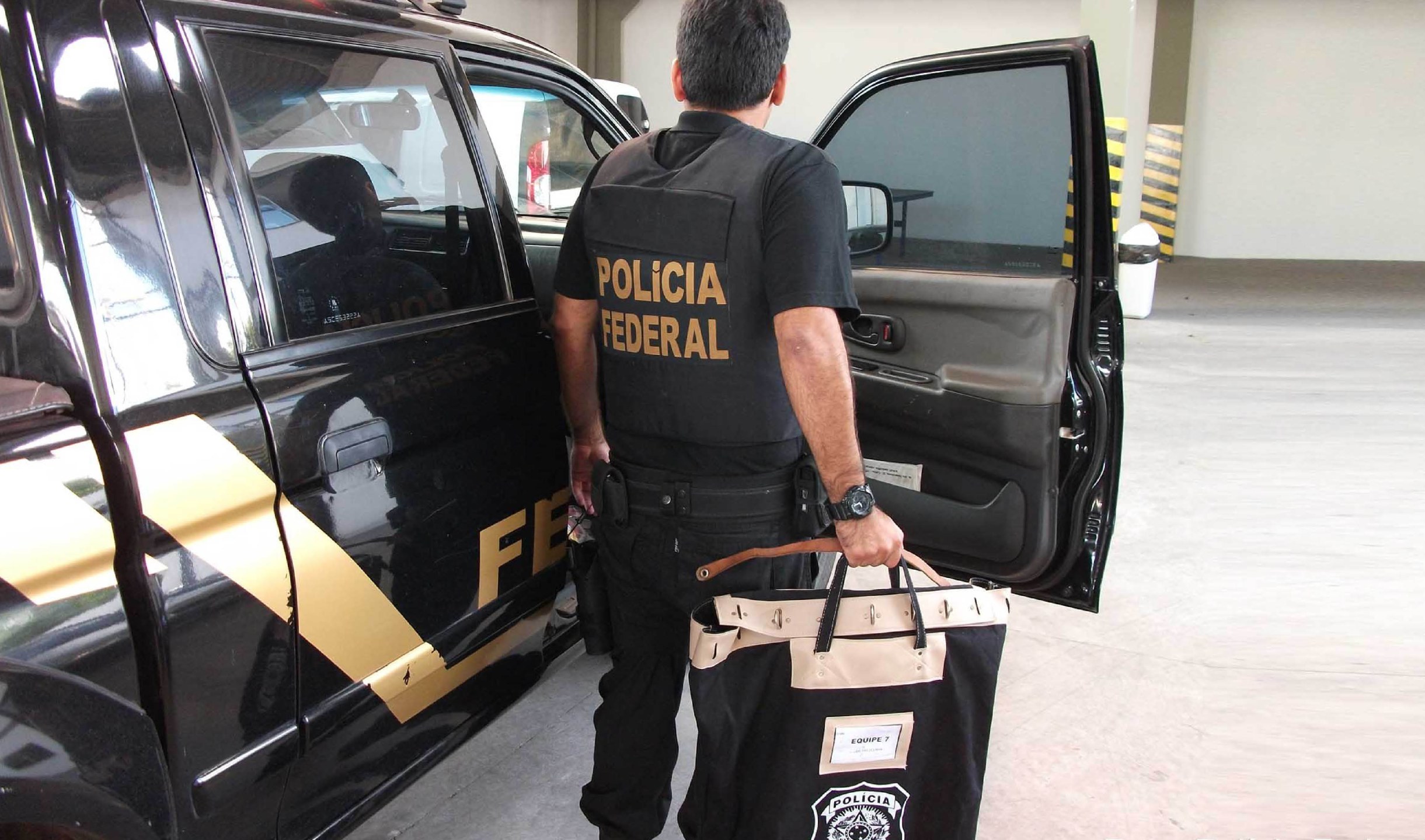 O caso de Cristina Mautoni Marcondes Machado, mulher de Mauro Marcondes, lobista que atuava para as montadoras de veículos e é investigado na Operação Zelotes, "começa a despertar a atenção dos movimentos feministas. São fortes as evidências de que ela está presa porque é mulher de um acusado, de que sua condição de esposa é usada para forçá-lo a fazer a delação premiada", afirma Tereza Cruvinel