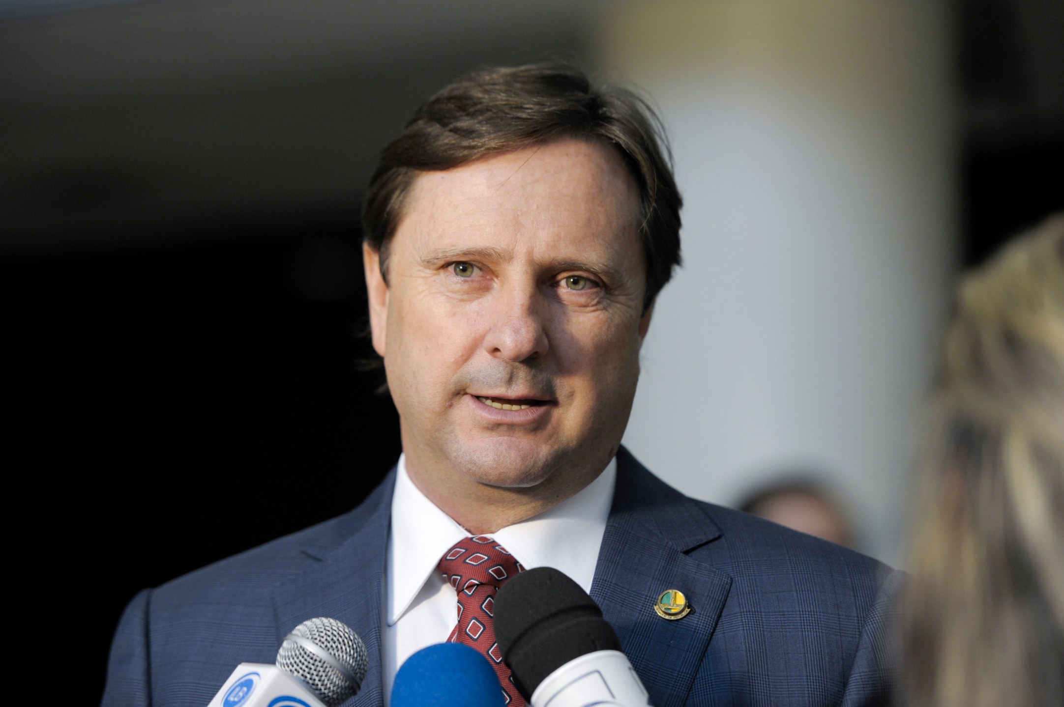 Senador Acir Gurgacz (PDT-RO) concede entrevista após participar do 1º Fórum Nacional de Infraestrutura