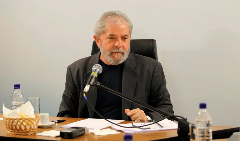Recado implícito e explicito de Lula é que quer esquecer 2015. E que quer tanto um governo mais ativo no debate político como um PT mais organizado para os embates que virão. Lula desenhou uma estratégia para 2016