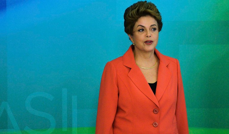 Brasília - Presidenta Dilma Rousseff durante café da manhã com jornalistas-setoristas do Palácio do Planalto (José Cruz/Agência Brasil)