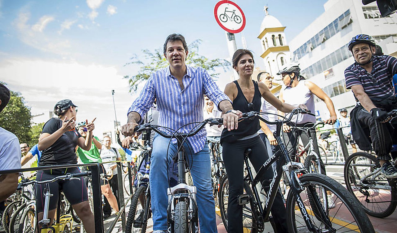 Celso Russomano, enrolado com as próprias peripécias; Andrea Matarazzo, que pretende pôr os Jardins e Higienópolis para administrar a cidade; João Dória Jr, uma figura cômica, um estereótipo de apresentador de celebridades; eis o que a oposição a Haddad oferece à capital paulista