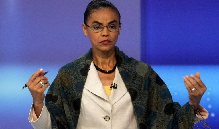 RJ - ELEIÇÕES 2010/DEBATE/GLOBO - POLÍTICA - A candidata à presidência da República, Marina Silva (PV), durante o debate promovido pela Rede Globo, realizado no Projac, em Jacarepaguá, na zona oeste do Rio de Janeiro, nesta quinta-feira 30/09/201