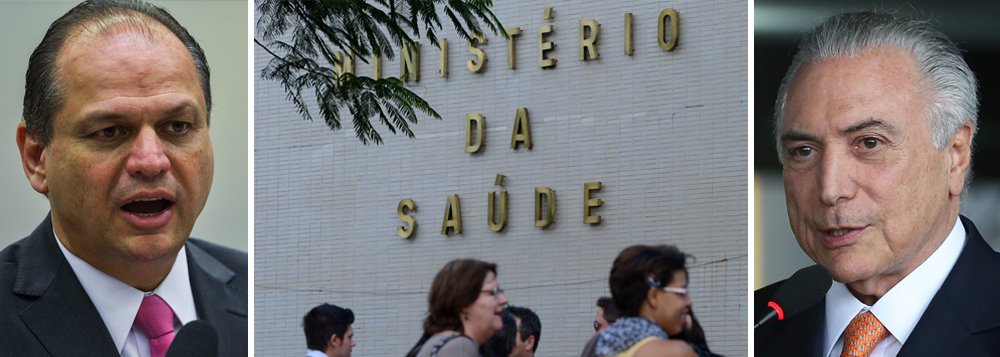 "Enganei-me. Pensei que o governo interino iria esperar a decisão do Senado sobre o impeachment para avançar com a caça às bruxas mas, pelo visto, ela está solta e continuará degolando gestores, incompetentes ou inadequados porque são tidos como identificados com o projeto do governo interrompido", escreve Tereza Cruvinel, colunista do 247, ao comentar a exoneração de 73 servidores no Ministério da Saúde nesta quinta-feira 28, depois de Michel Temer já ter feito o mesmo na EBC e no Ministério da Cultura; "Programas importantes da área de saúde pública serão atingidos com a saída de profissionais que neles atuavam há muitos anos, alguns tendo sido responsáveis por sua implantação", destaca a jornalista; ministro Ricardo Barros disse que demissões foram para "desaparelhar" o governo de Dilma