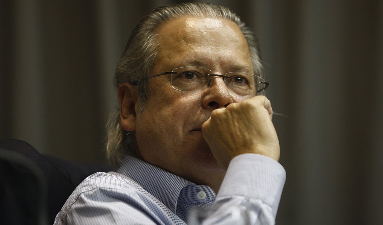 _C0T3268.JPG SÃO PAULO/SP 23-02-2010 ECONOMIA OE ELETROBRAS JOSE DIRCEU José Dirceu participa de evento comemorativo dos 30 anos do PT na Assembleia Legislativa, em São Paulo. FOTO JF DIORIO/AE