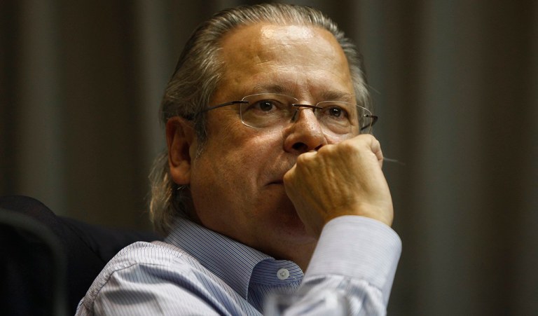 _C0T3268.JPG SÃO PAULO/SP 23-02-2010 ECONOMIA OE ELETROBRAS JOSE DIRCEU José Dirceu participa de evento comemorativo dos 30 anos do PT na Assembleia Legislativa, em São Paulo. FOTO JF DIORIO/AE