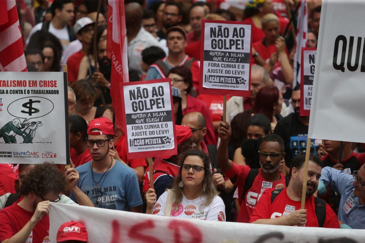 Se você já não enxerga perspectiva de futuro, despreza políticos e a política, recolhe-se à sua esfera privada, é sinal de que lhe roubaram a esperança. Se já não suporta o noticiário, destila ódio nas redes digitais, não curte mais sonhos de um futuro melhor, saiba que lhe roubaram a esperança