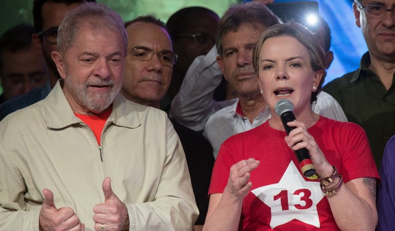 Lula 
Gleisi