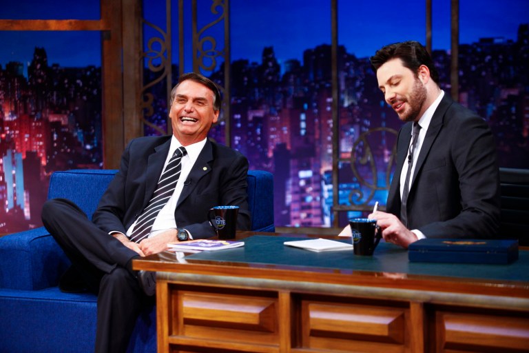 Humorista Danilo Gentili e deputado federal Jair Bolsonaro (PSC-RJ)