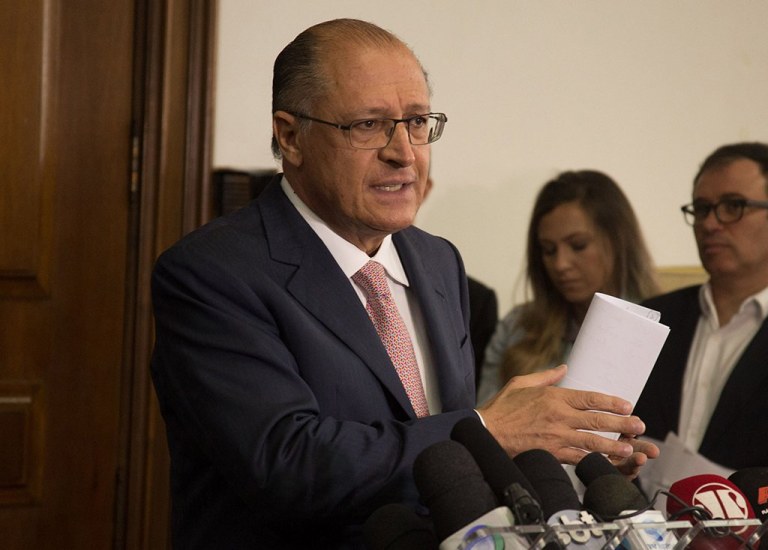 São Paulo - O governador Geraldo Alckmin anunciou o adiamento da reorganização escolar, a coletiva foi realizada no Palácio dos Bandeirantes. (SECOM/ Gov.de SP)
