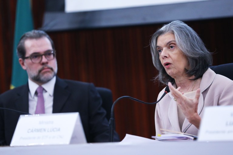 Carmen Lúcia e Dias Toffoli
