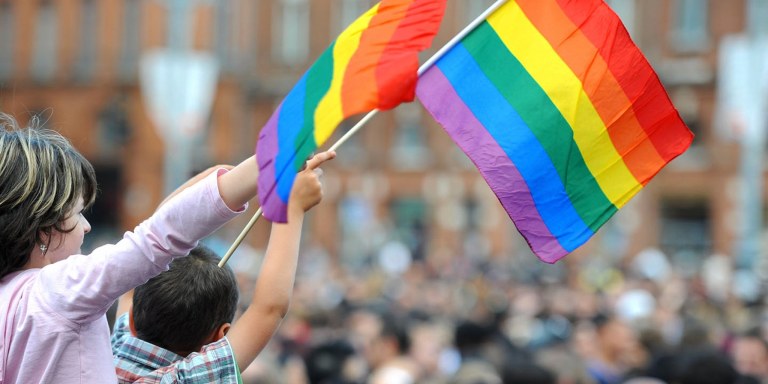 Um LGBT é assassinado a cada 19 horas no Brasil em crimes motivados por intolerância; Dados, apesar de sub-notificados, mostram que a principal luta da população de homens e mulheres homossexuais, bissexuais, travestis e transexuais ainda é pela vida.